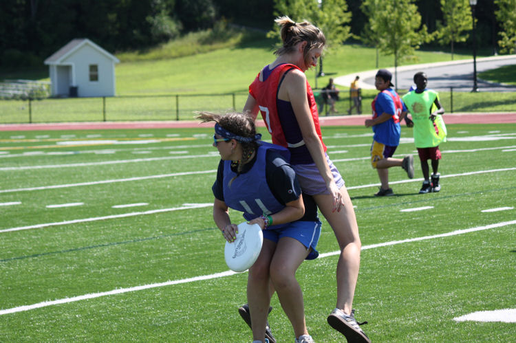 Girls Ultimate Frisbee