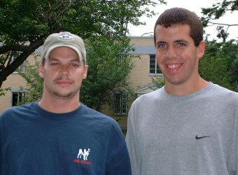 01nj3902.jpg (24669 bytes)