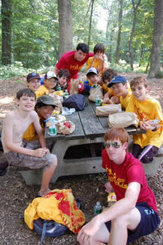 http://campuskids.com/nj07/images/journals/hopatcong/044_lake%20hopatcong%20day%20trip.jpg